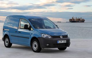   Volkswagen Caddy TDI-BlueMotion  4,9   100  